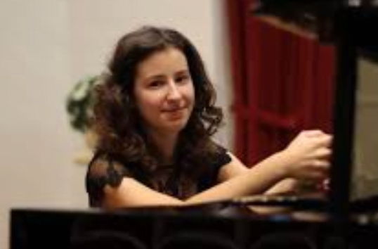 You are currently viewing Thursday 26 September – Lunchtime Concerts – Maria Kustas Piano 