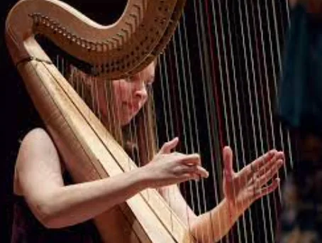 You are currently viewing Lunchtime Concerts – Thursday 29 May – GUILDHALL HARPISTS