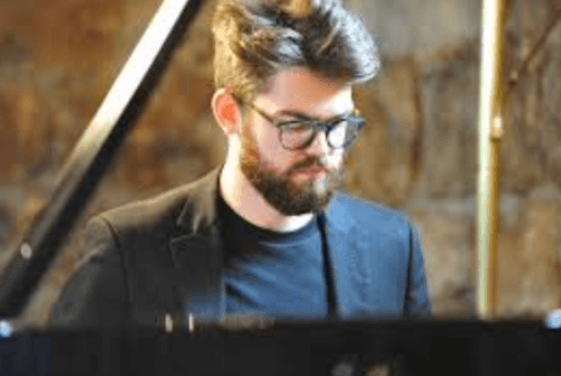 You are currently viewing Lunchtime Concerts – Wednesday 21 May – William Bracken : Piano