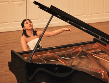 You are currently viewing Lunchtime Concerts – Wednesday 8 October – Peng Lin: Piano