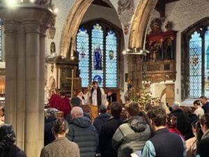 Read more about the article Lunchtime Carol Service at St Olave Hart Street