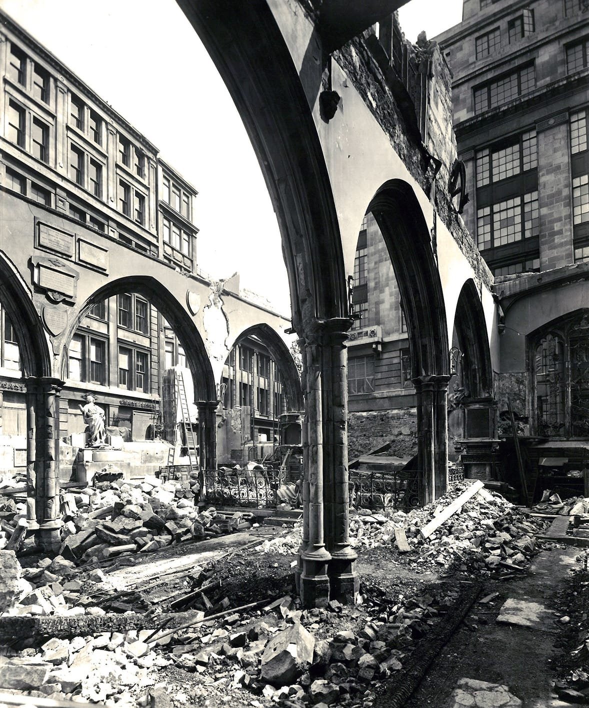 You are currently viewing Sunday 14th June 2026 – 12.30pm-5.30pm-London Festival of Architecture Guided Tours. St Olave Hart Street – Ruins to Restoration